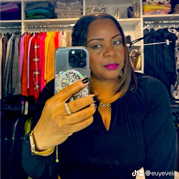 Meet your Posher, Eugenia - Picture 1 of 1